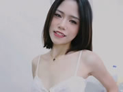Taiwan perfect girl foot trampling service experiences